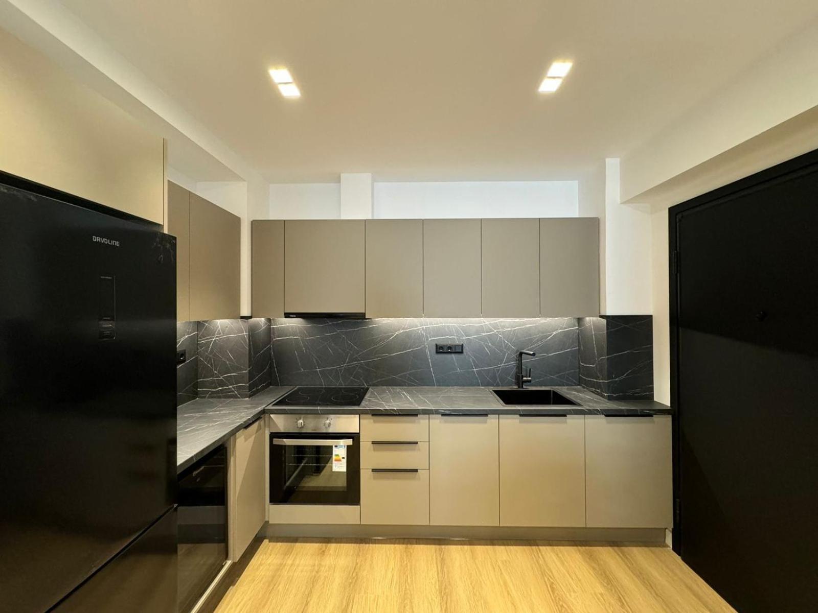 Portstay - Complex N71 Пирея Екстериор снимка