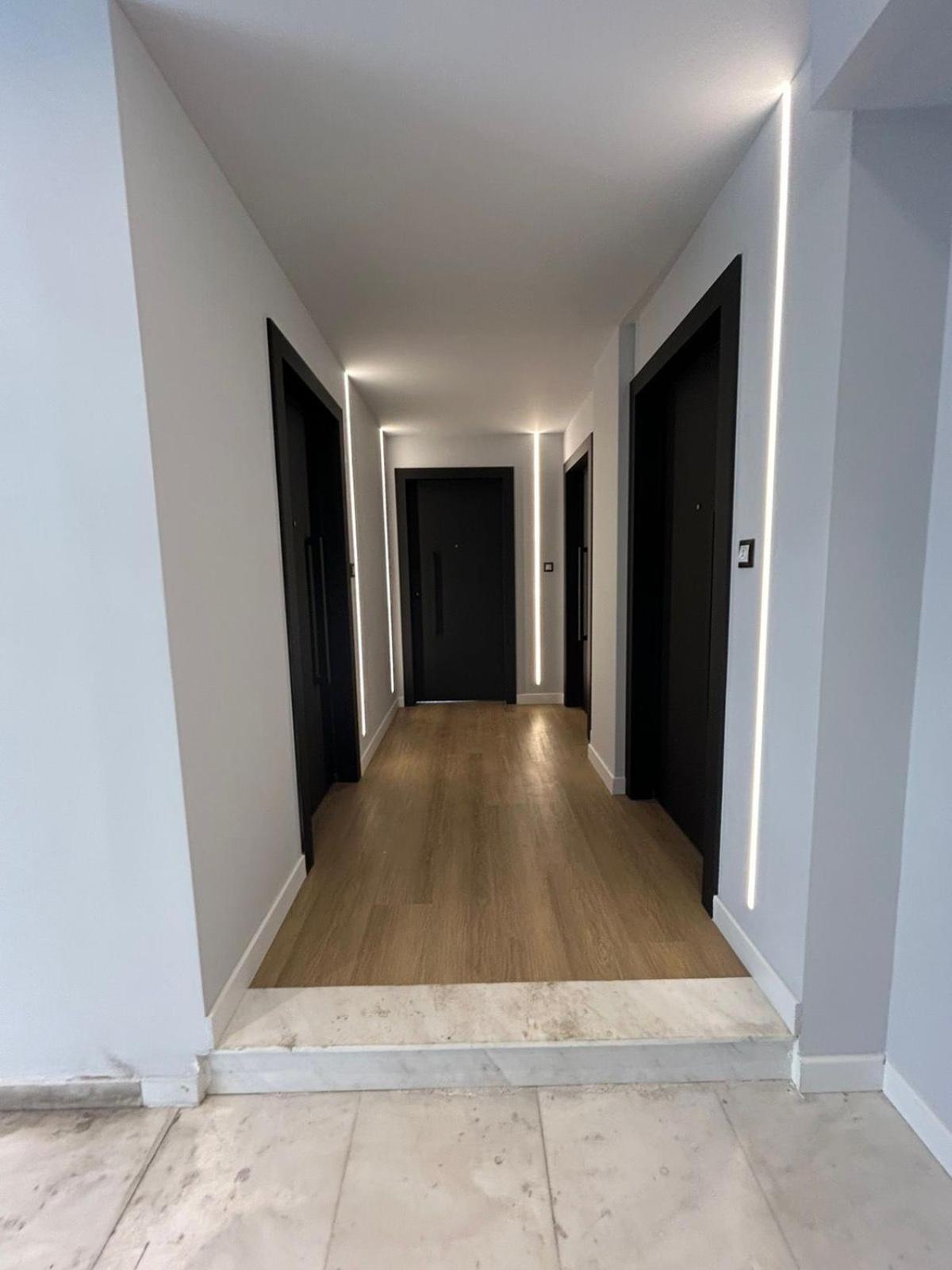 Portstay - Complex N71 Пирея Екстериор снимка